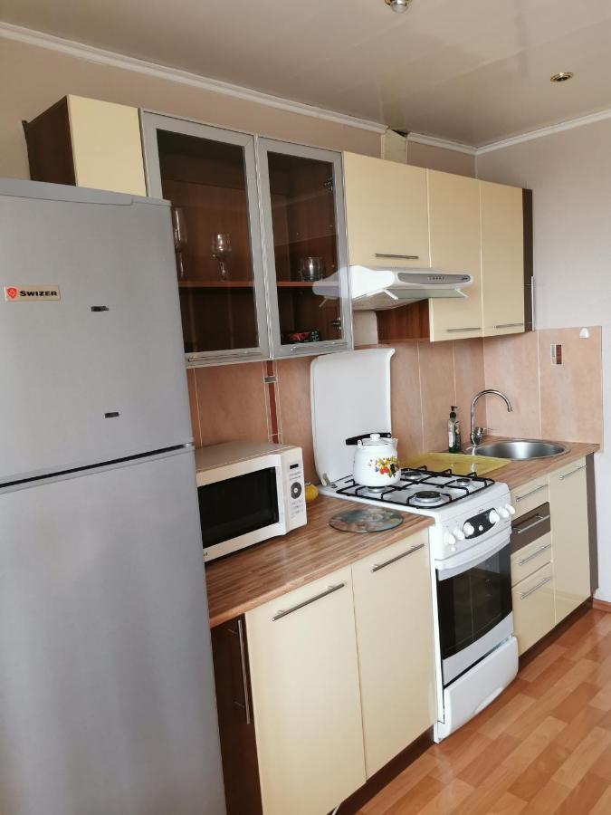 1 Комнатная Квартира В Самом Центре С Видом На Сквер Kostanay Bagian luar foto
